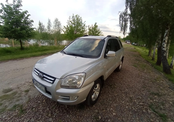 Kia Sportage cena 18900 przebieg: 240000, rok produkcji 2006 z Trzebnica małe 326